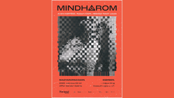 Mindhárom című kiállítás