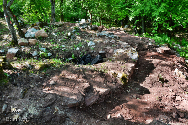 Fejezetek a Nagy-Eged Hegyi kápolnakutatás történetéből